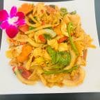 Best Drunken Noodles in Denver, CO